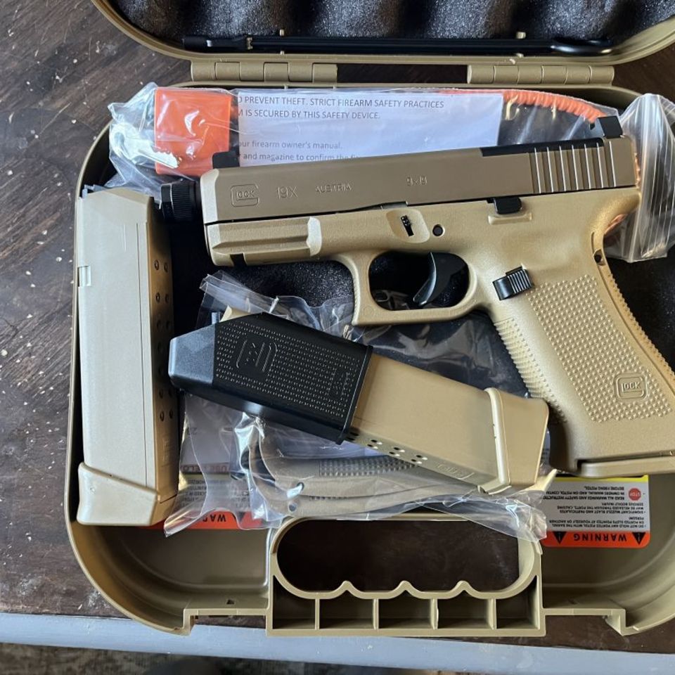 Image 2 - New/unfired Glock 19x MOS 
