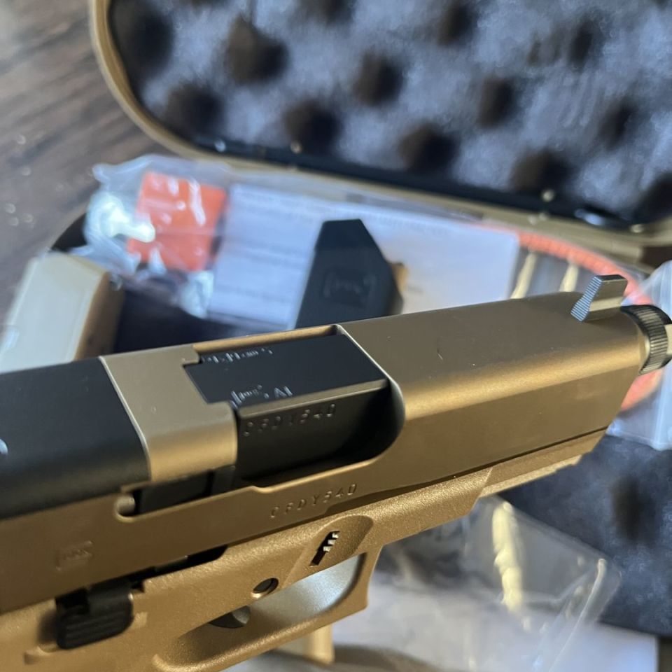 Image 3 - New/unfired Glock 19x MOS 