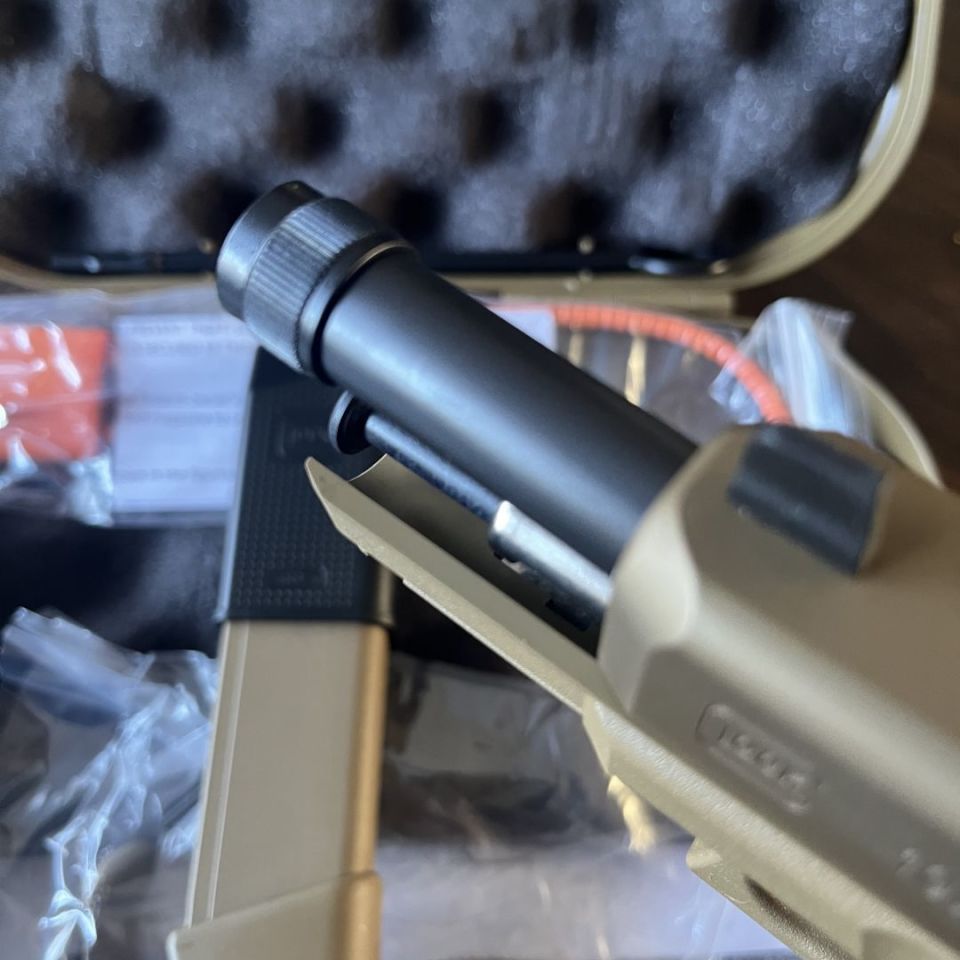 Image 4 - New/unfired Glock 19x MOS 