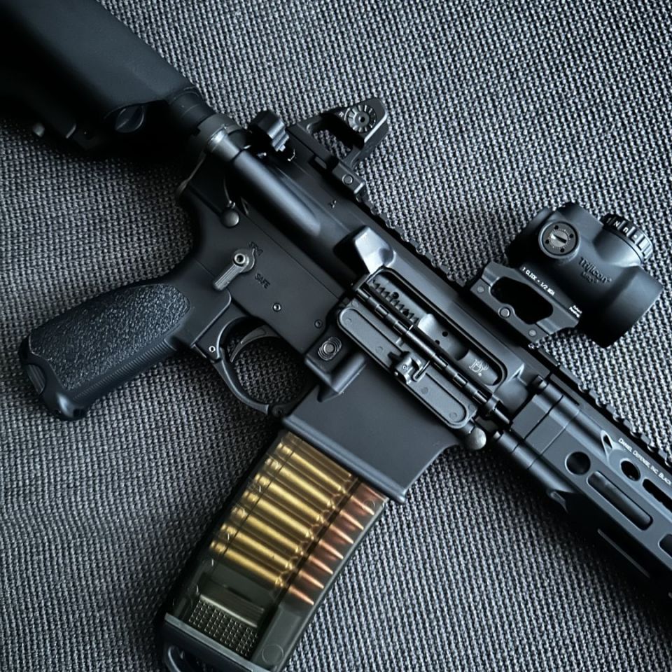 Image 3 - DDM4v7 LW for trade