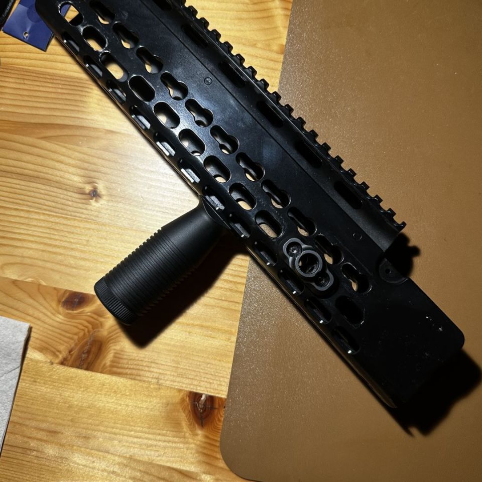 Image 3 - Krebs UFM AK handguard