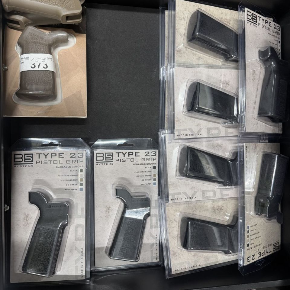 Image 2 - Ar15 furniture 