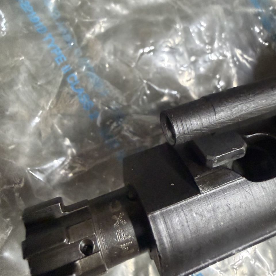 Image 5 - LE6921 complete upper new in b