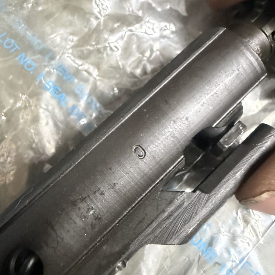 Image 4 - LE6921 complete upper new in b