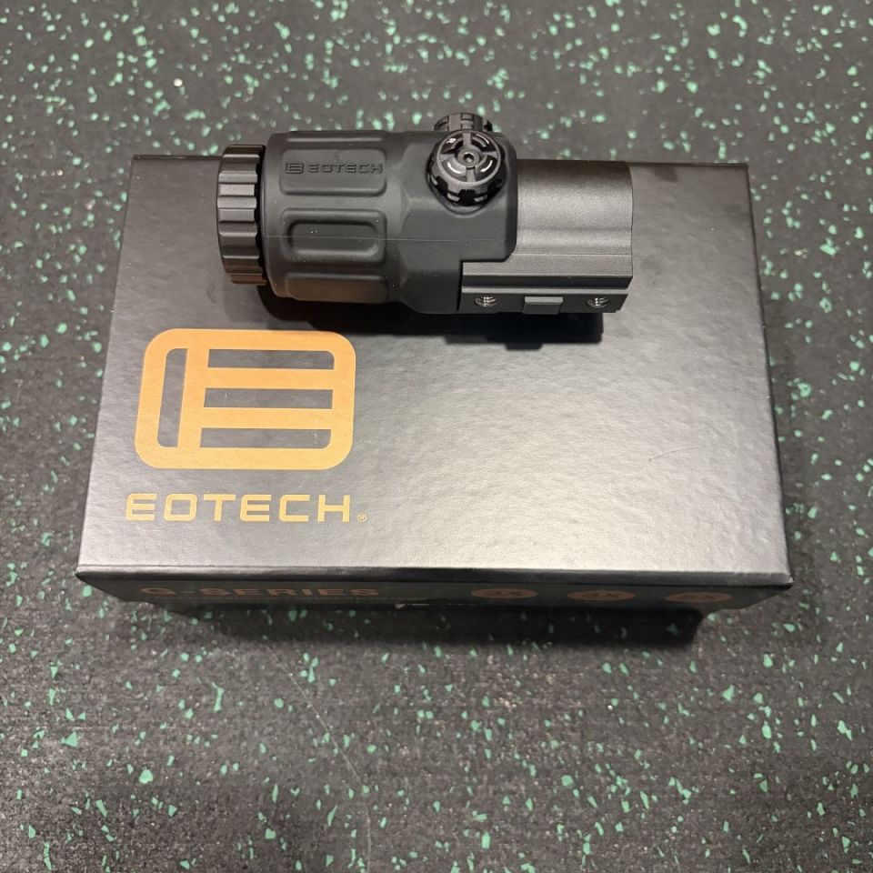 Image 2 - Brand New Eotech G33 Magnifier