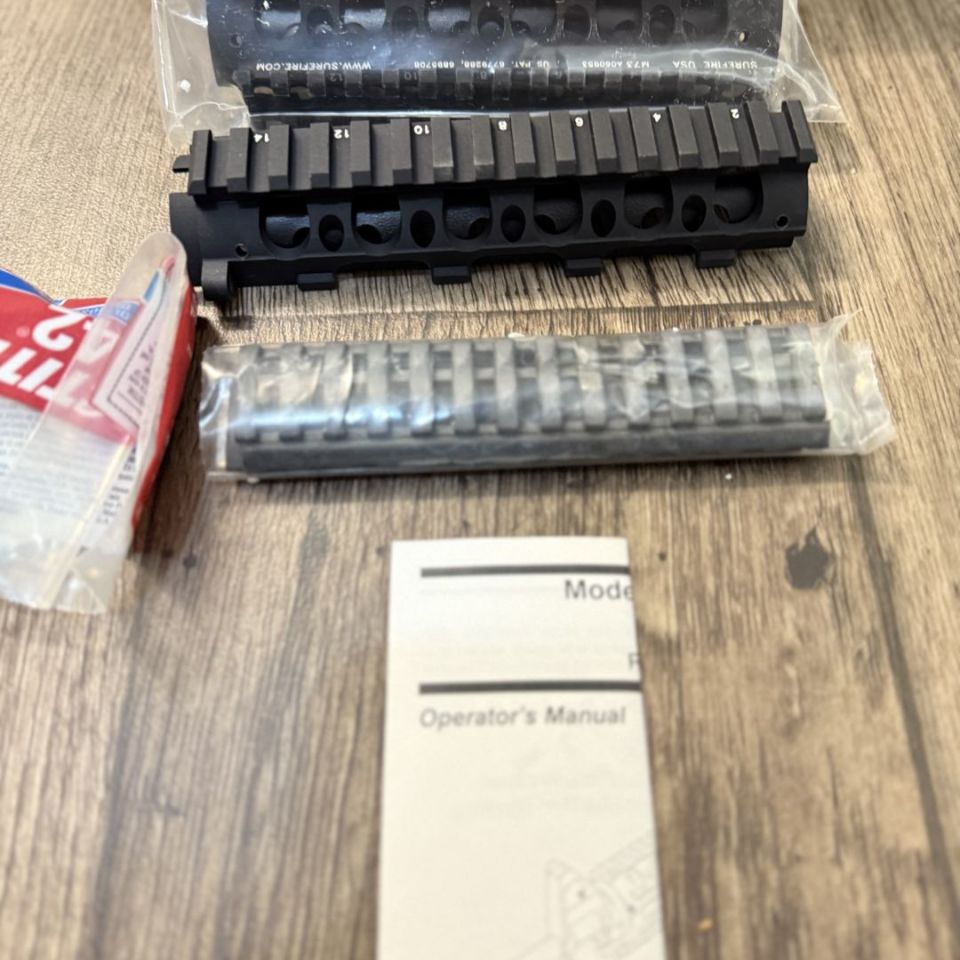 Image 3 - Surefire M73 Rail System NIB