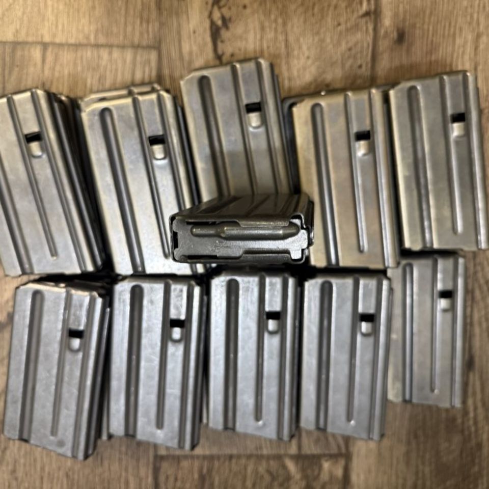 Image 2 - 10 Colt 20 Round AR Magazines