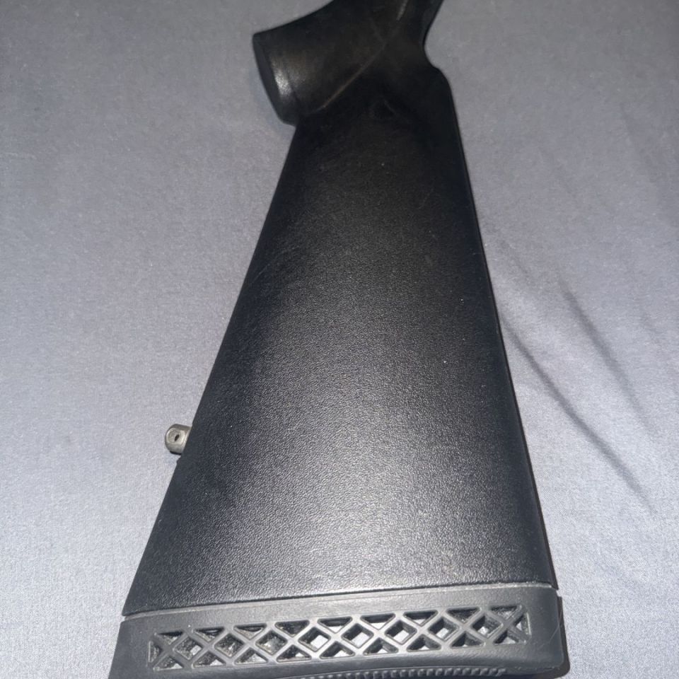 Image 1 - Mossberg 500/590 stock