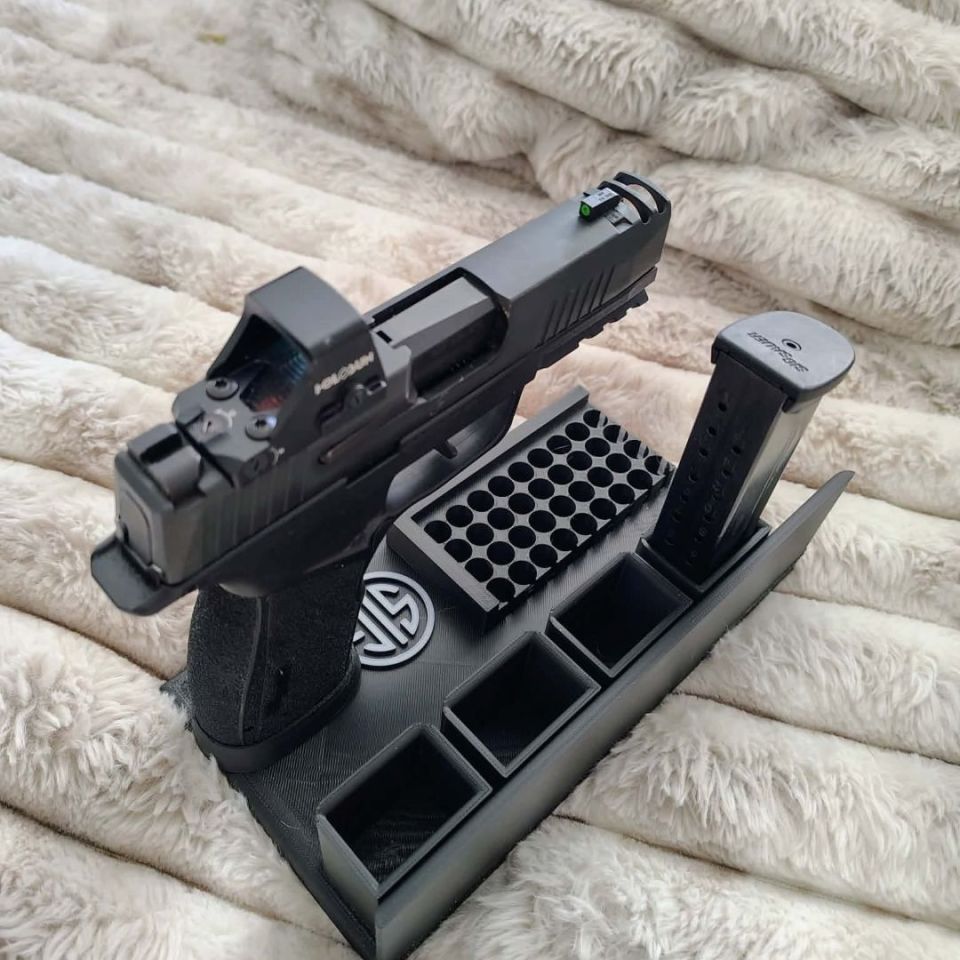 Image 3 - P365 X macro comp