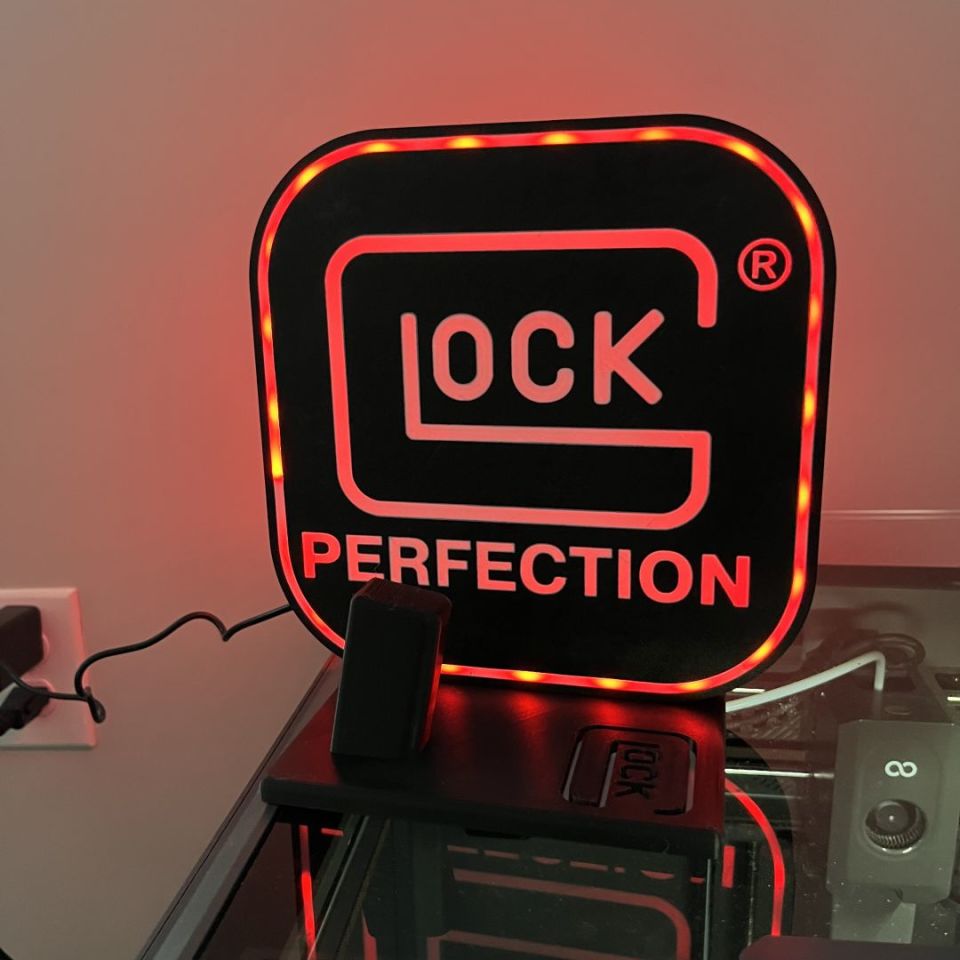 Image 4 - Glock display stand lamp