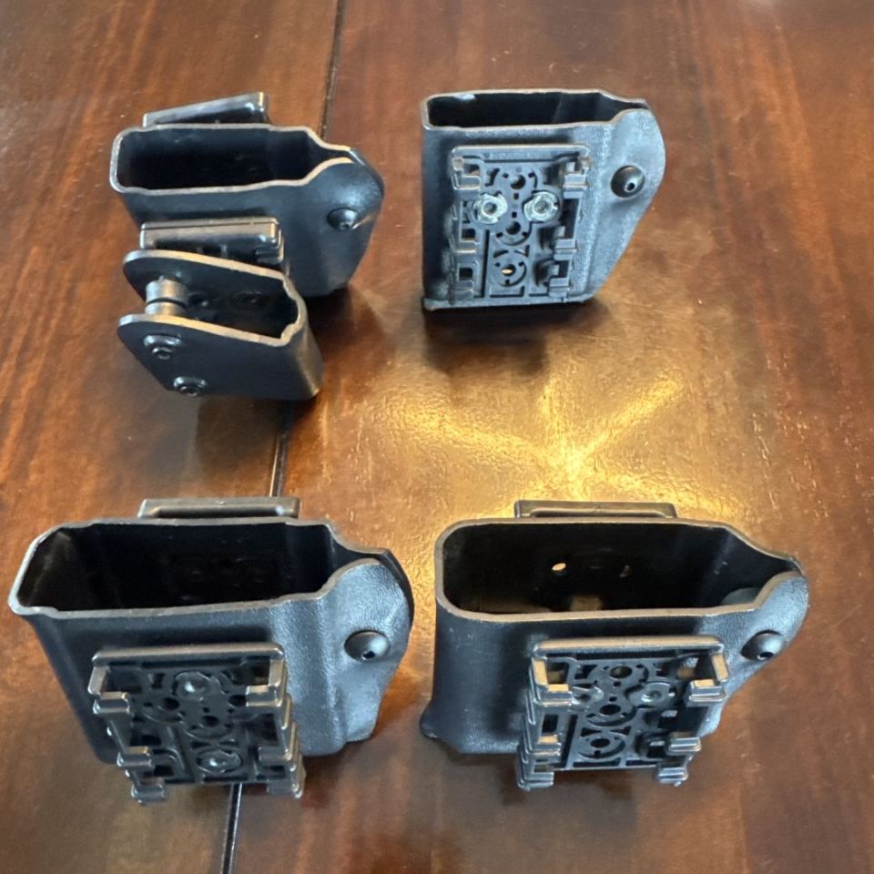 Image 1 - Safariland pouches