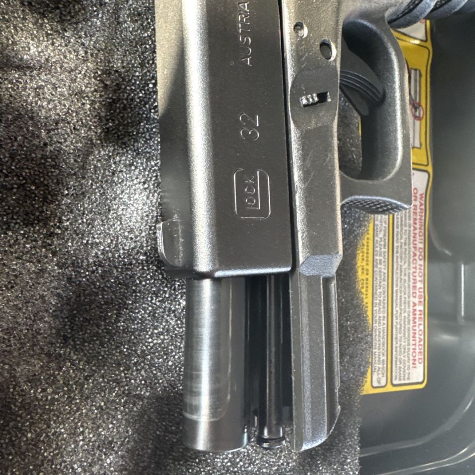 Image 2 - Glock 32 w/9mm conversion 