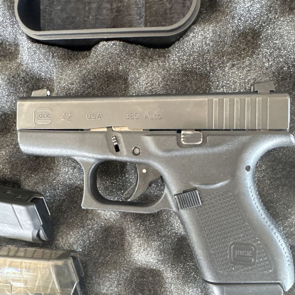 Image 1 - Glock 42