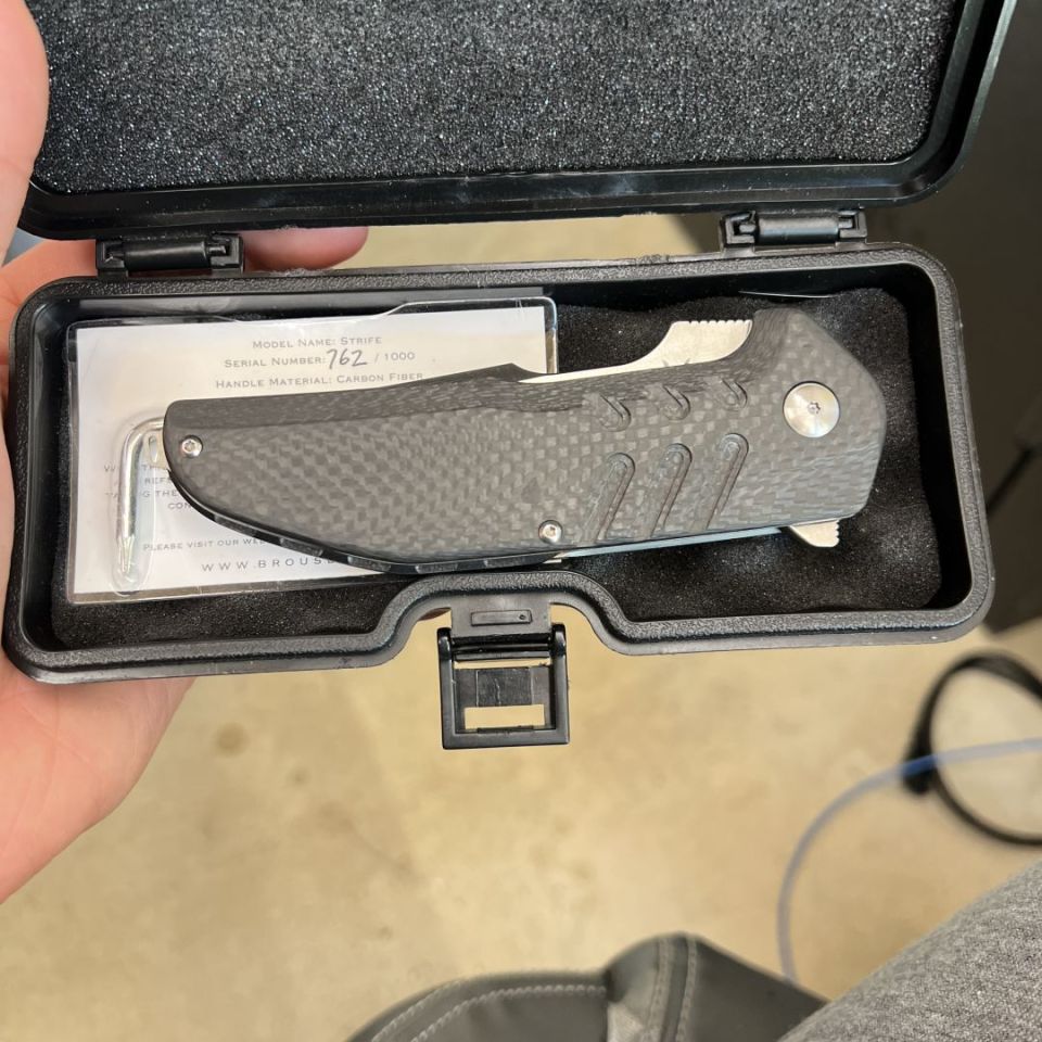 Image 1 - Brous Carbon Strife 762/1000
