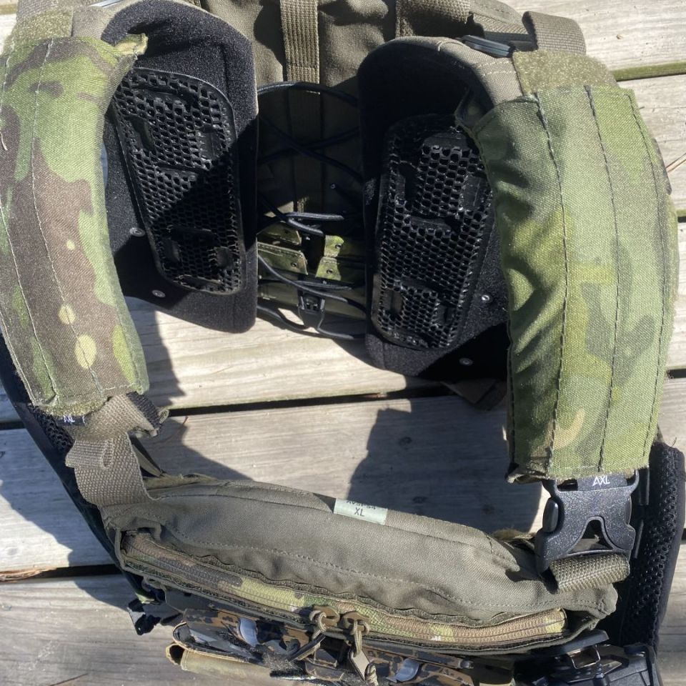 Image 3 - xl gucci crye avs 