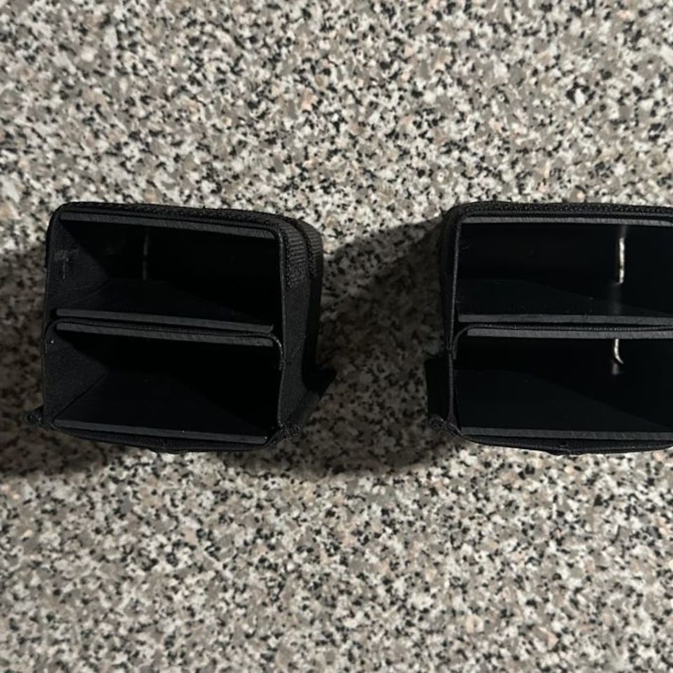 Image 3 - Esstac double 5.56 mag pouch