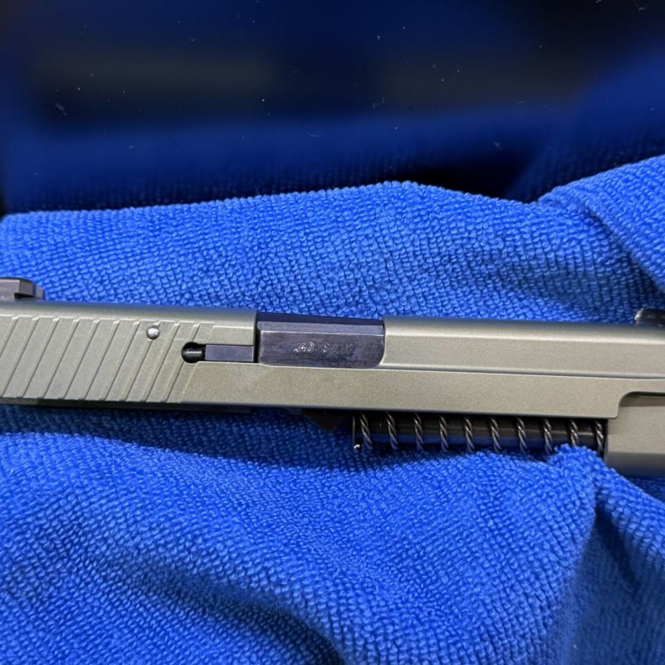 Image 3 - P226 .40 Slide - Cerakoted