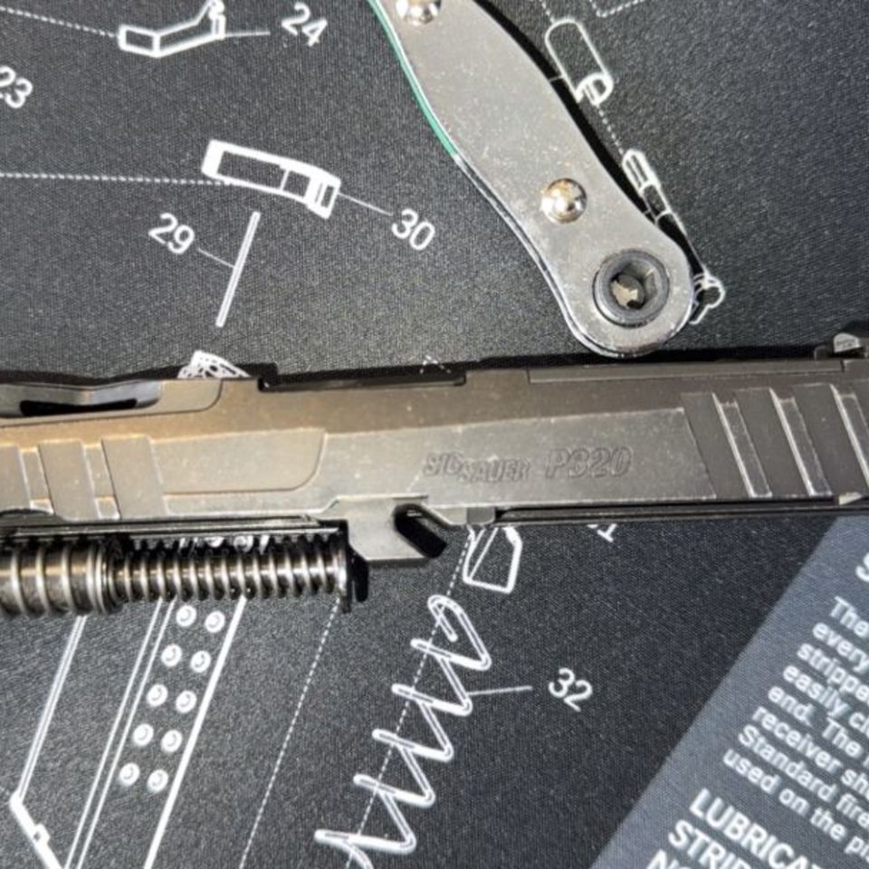 Image 2 - P320 Custom Works Spectre