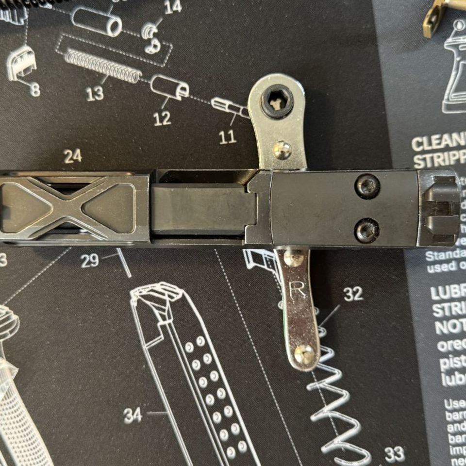 Image 4 - P320 Custom Works Spectre