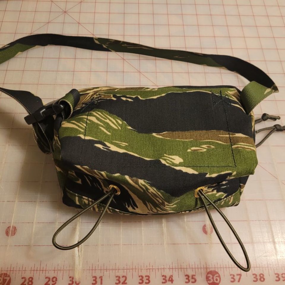 Image 4 - VTS TWERK fanny pack