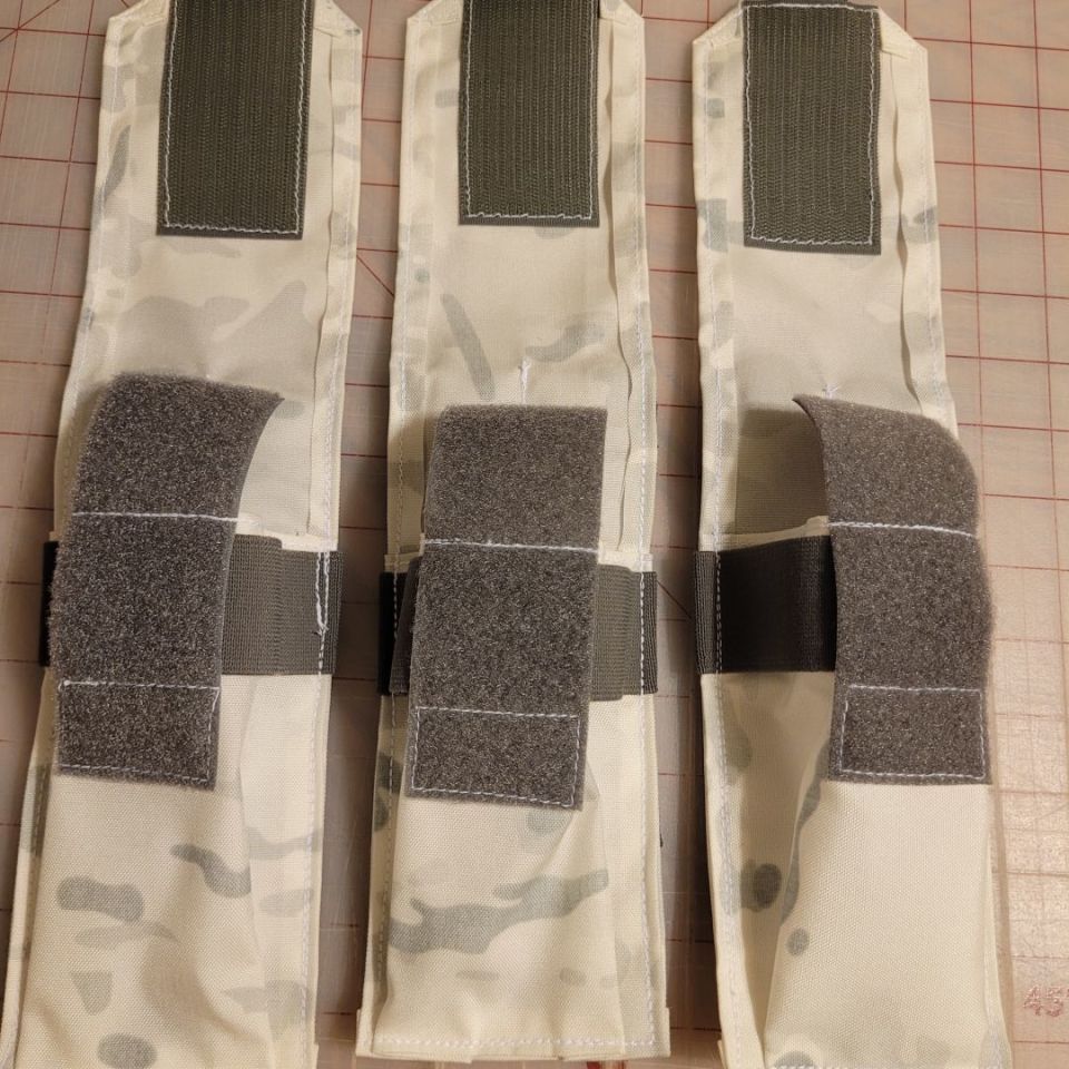 Image 2 - MC Alpine double mag pouches