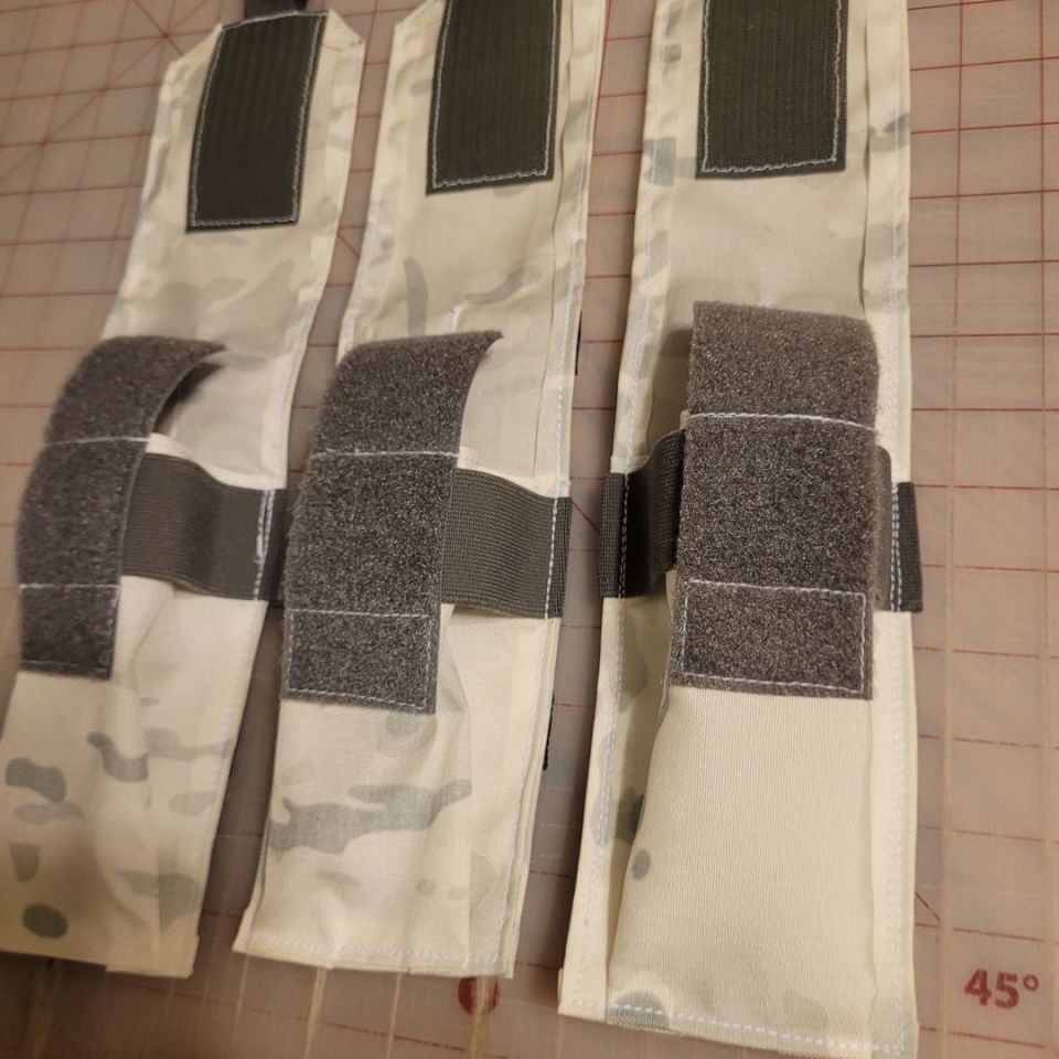 Image 3 - MC Alpine double mag pouches