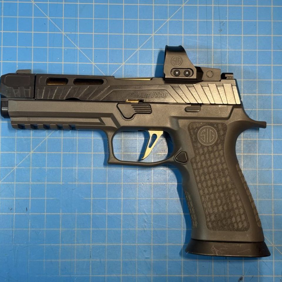 Image 1 - Sig P320 Spectre Comp + Romeo1