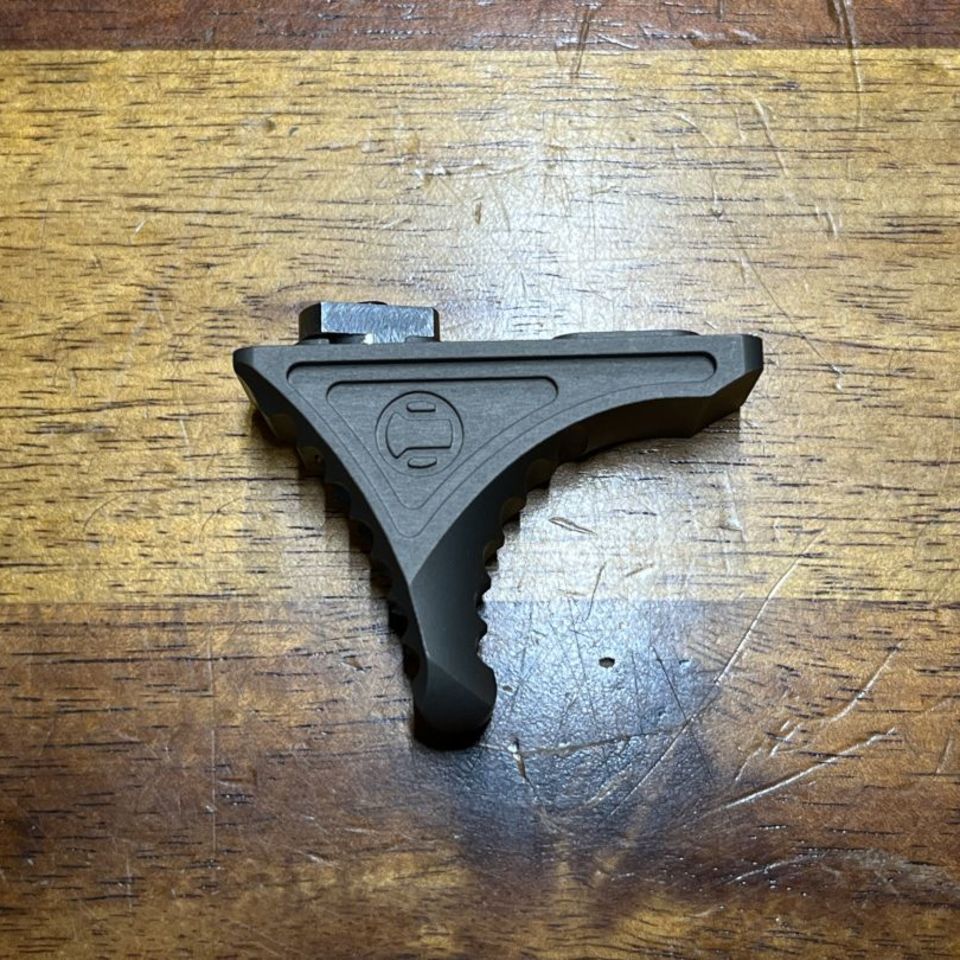 Image 1 - Railscales Karve, Terra Bronze