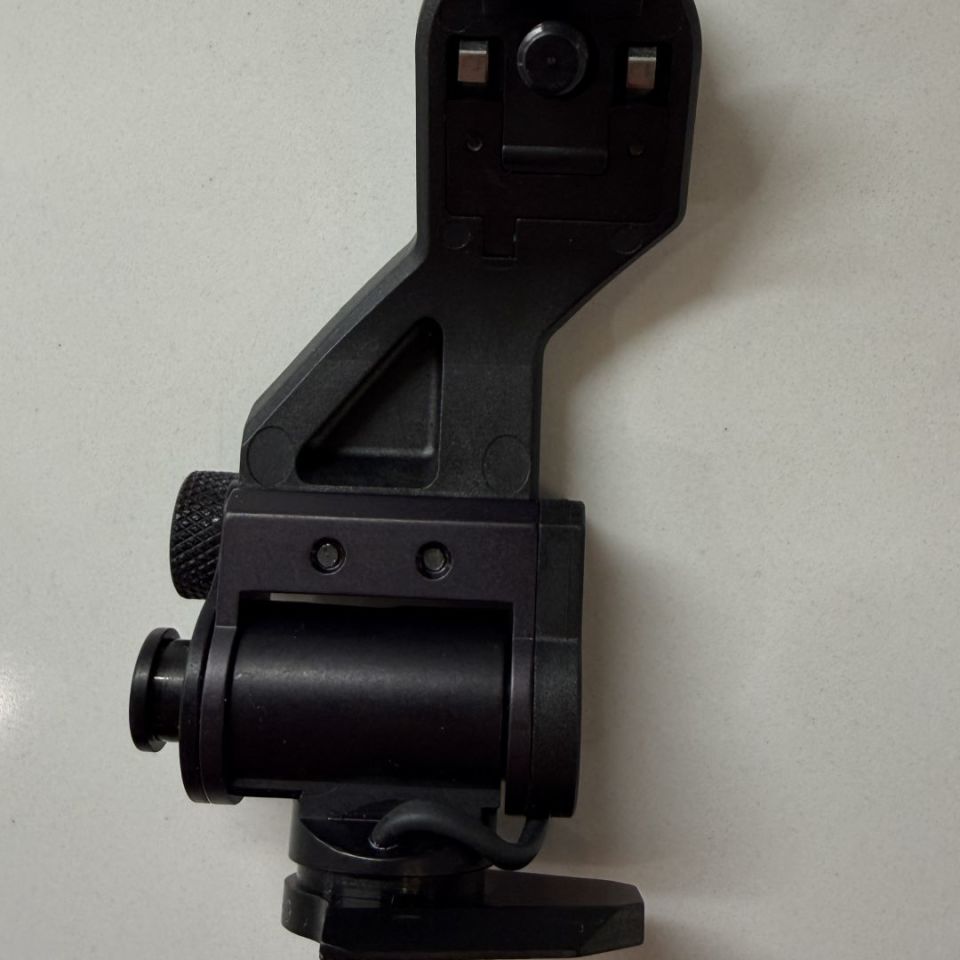 Image 3 - Wilcox AN/PVS-14 Arm Shoe NVG