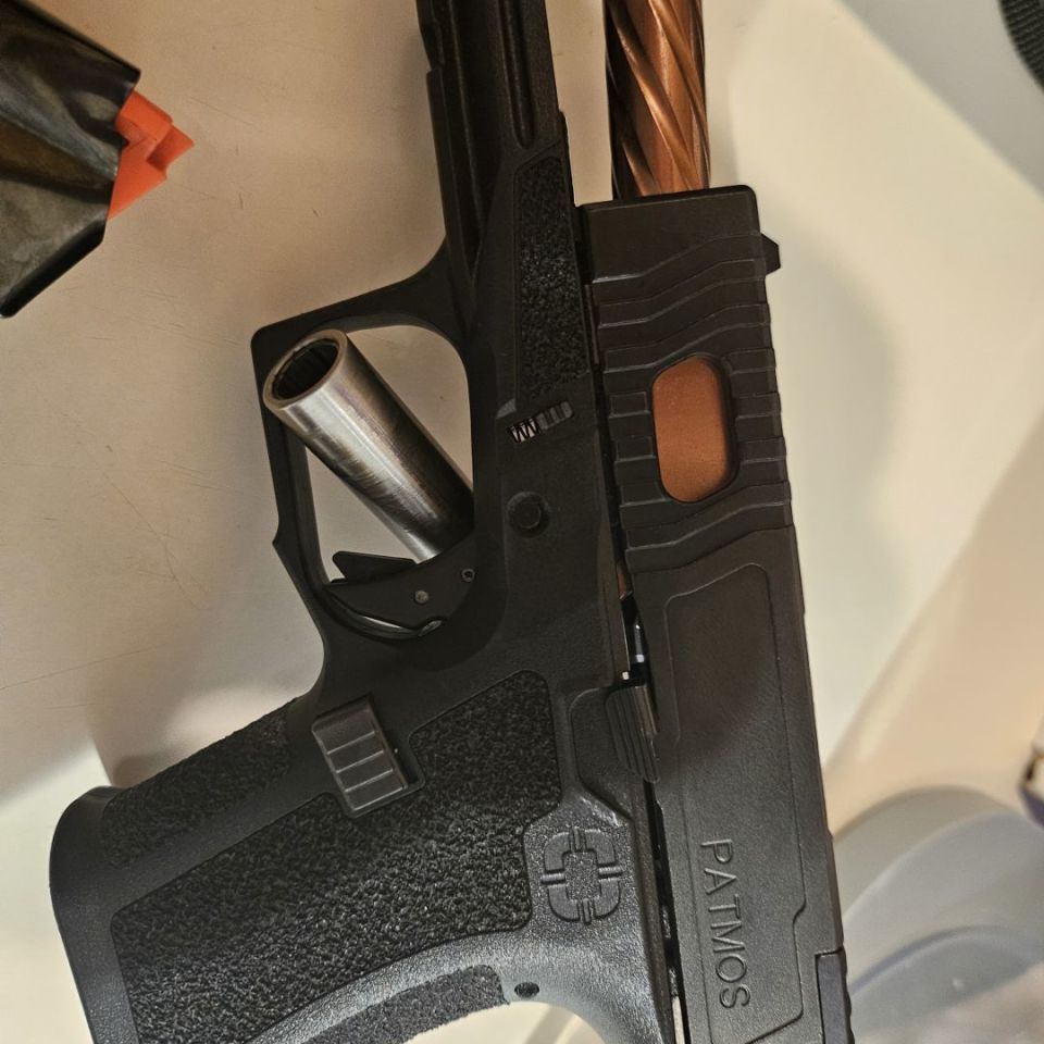 Image 3 - Shadow systems  Cr920 