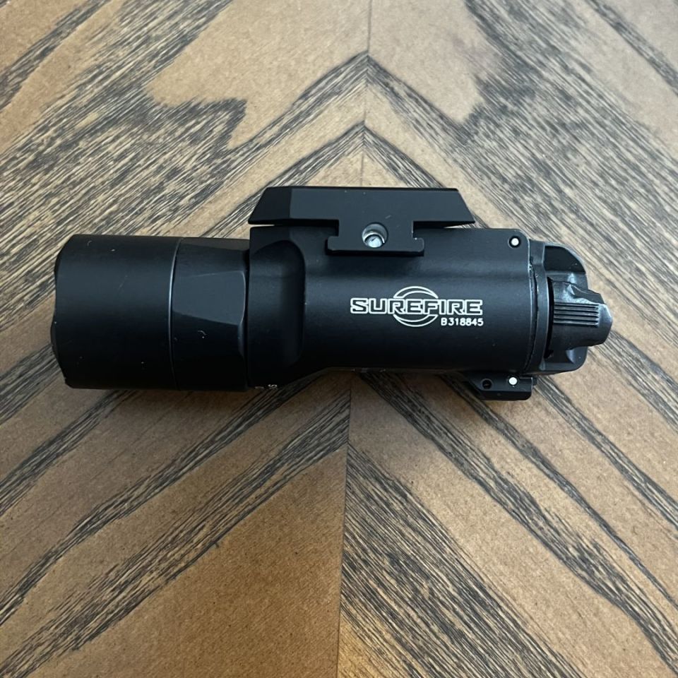 Image 5 - Surefire X300 Ultra