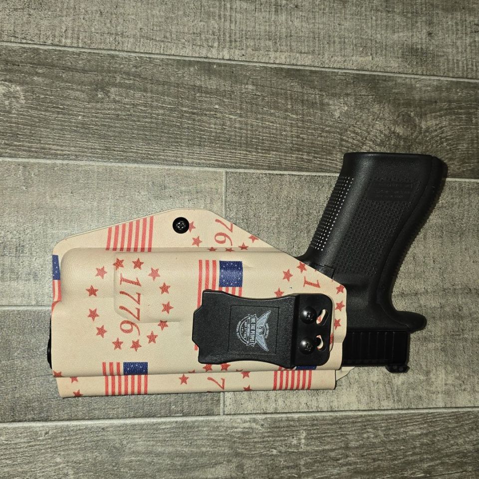 Image 2 - We The People Glock 34 Holster
