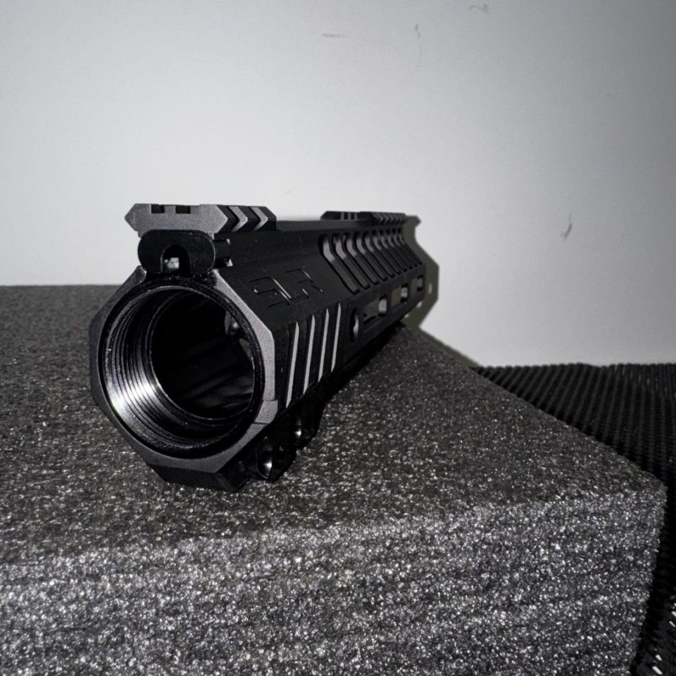 Image 2 - SLR Helix 7.5” Handguard