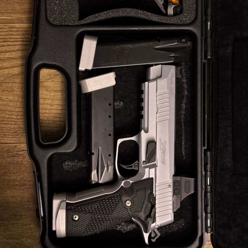 Image 1 - Sig 226 🫨🫨🫨