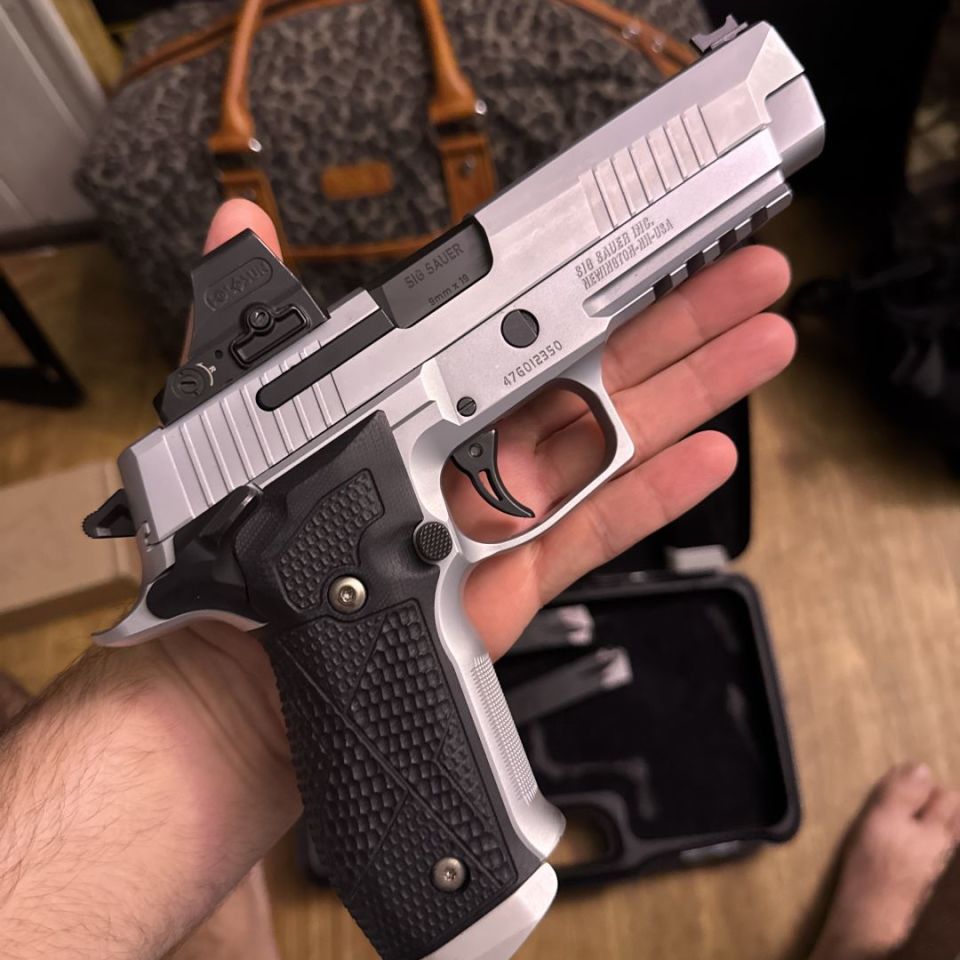 Image 3 - Sig 226 🫨🫨🫨