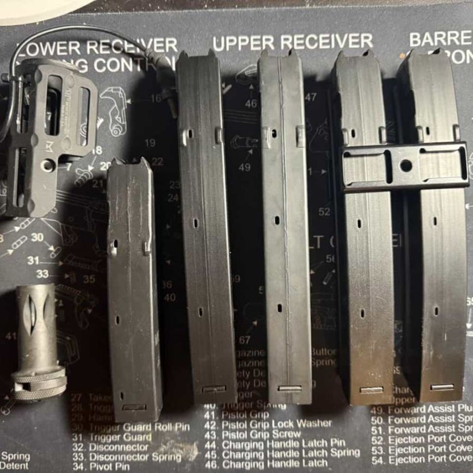 Image 2 - MP5 mags/MP5k parts