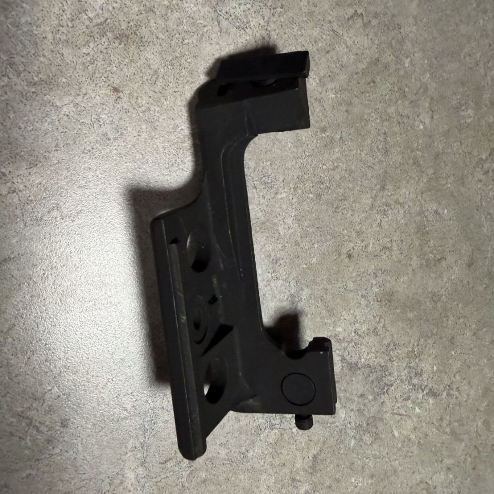 Image 3 - A.R.M.S #18 split mount 