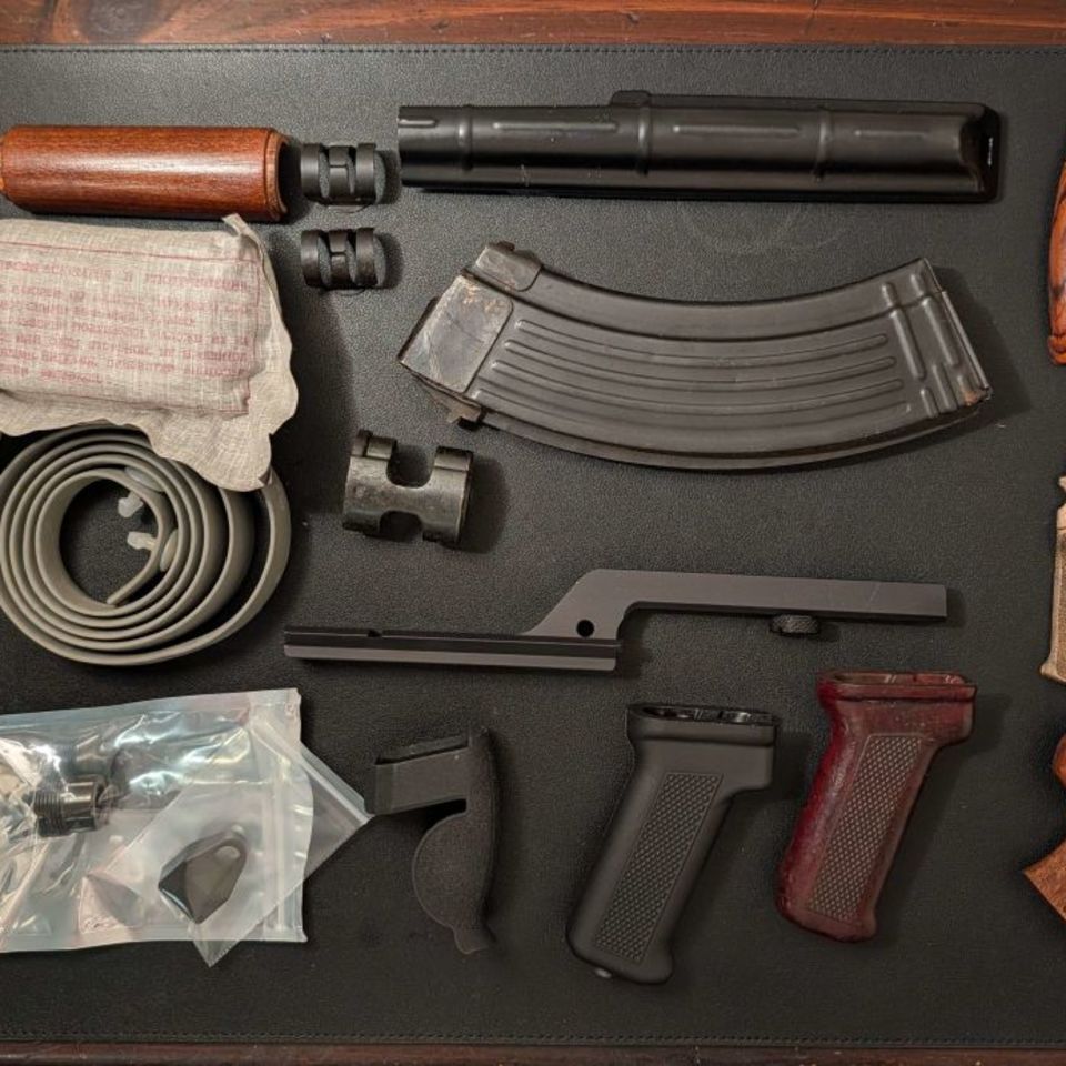Image 1 - Various Gun and related Parts