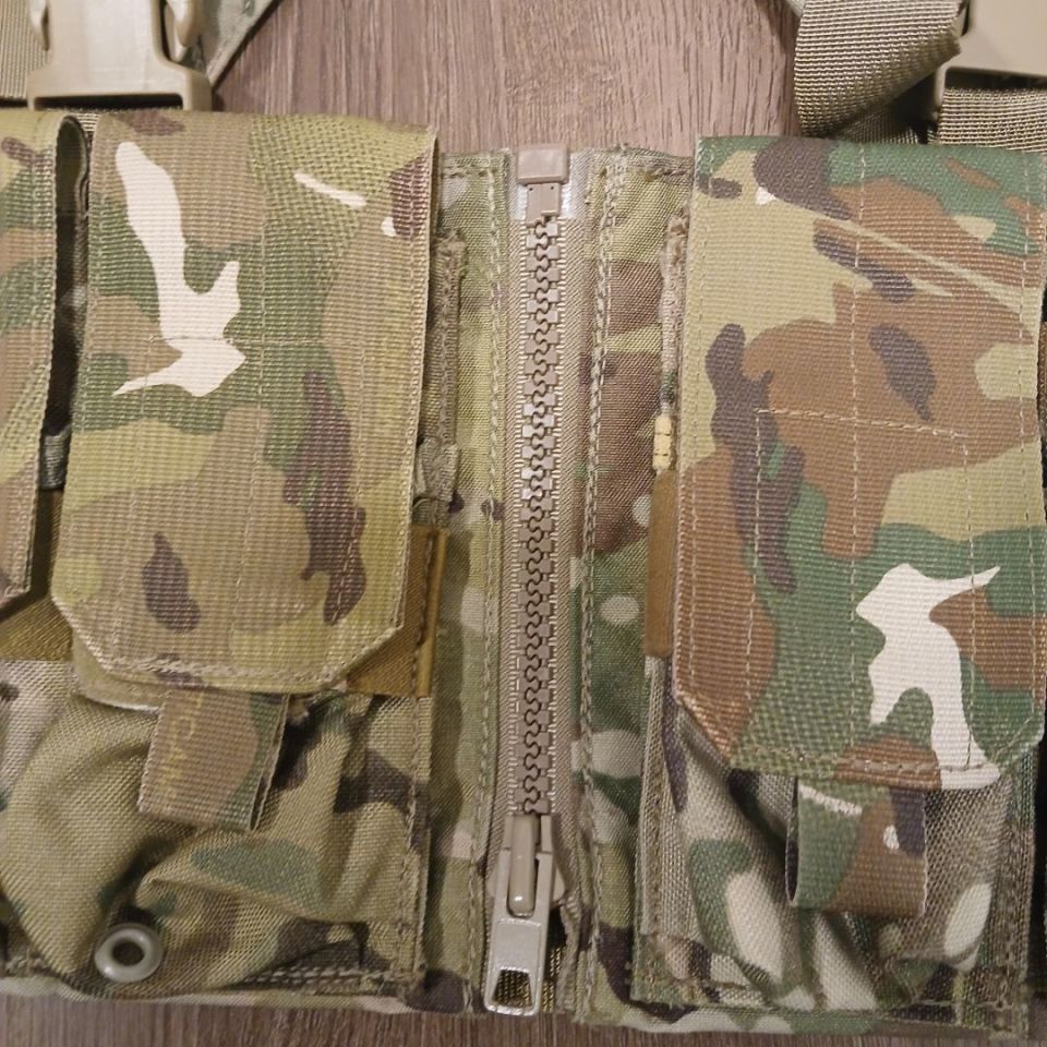 Image 2 - LBT-2586R SPLIT RIG W/ POUCHES