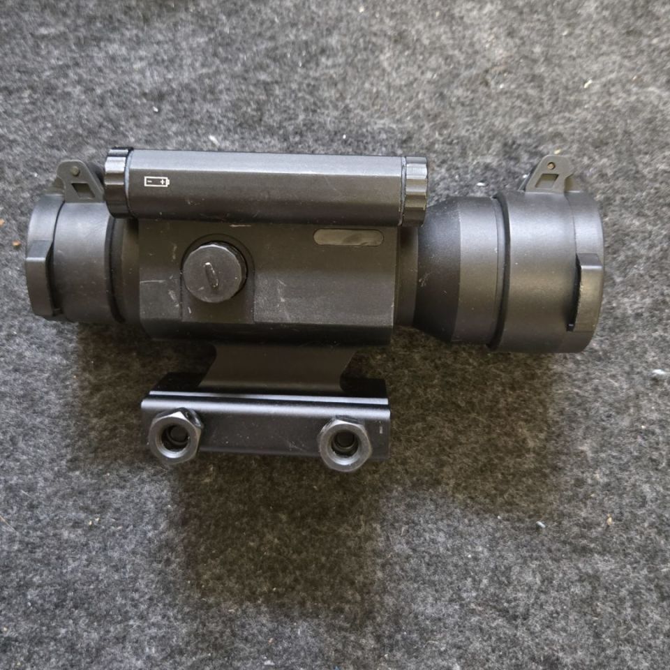 Image 2 - Northtac Ronin P-11 red dot