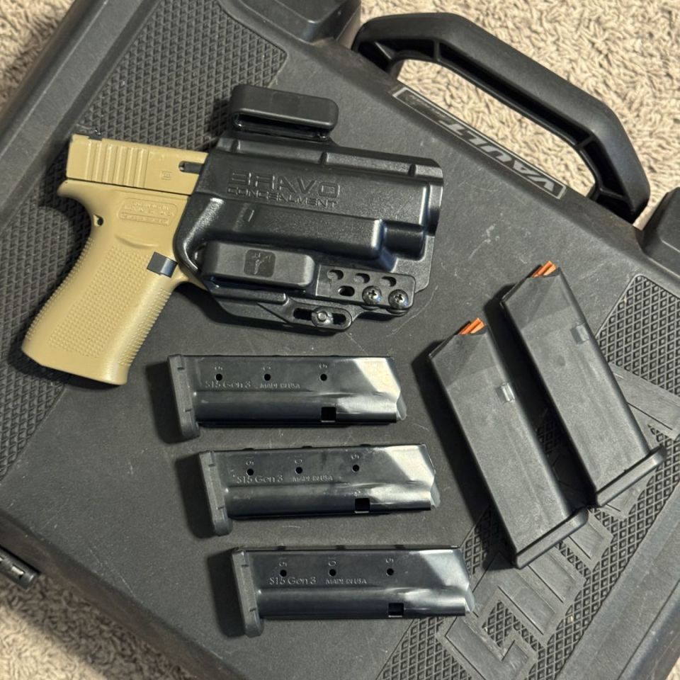 Image 3 - Glock 48 + Shield Arms mags
