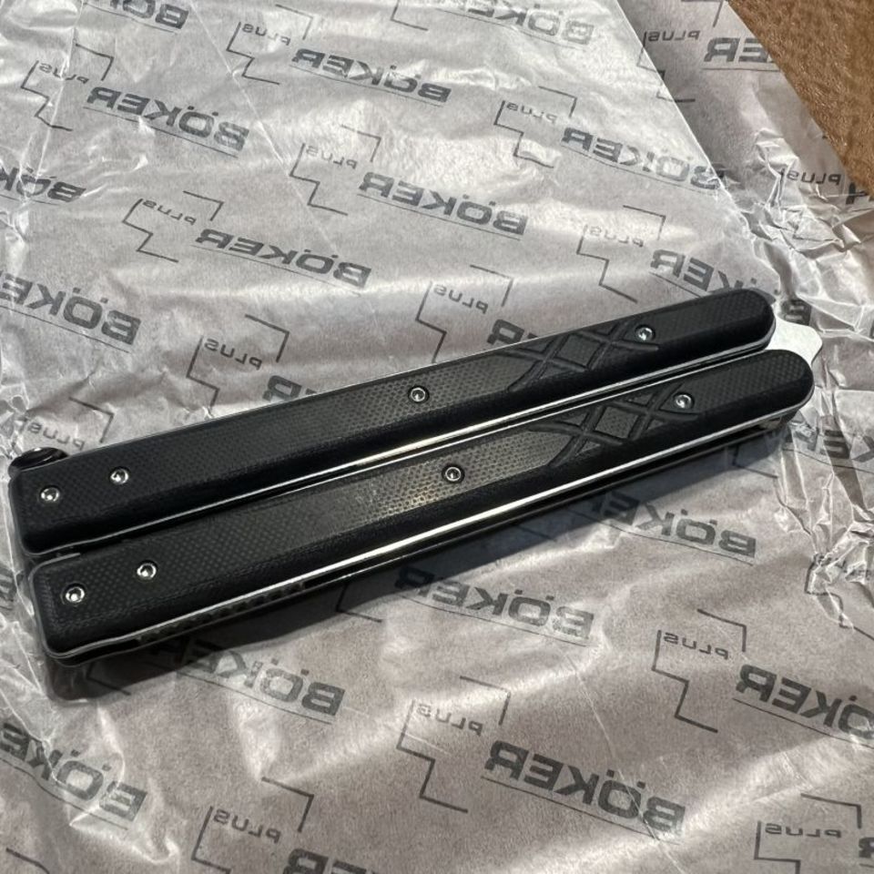 Image 2 - Boker 4.25" Balisong BNIB