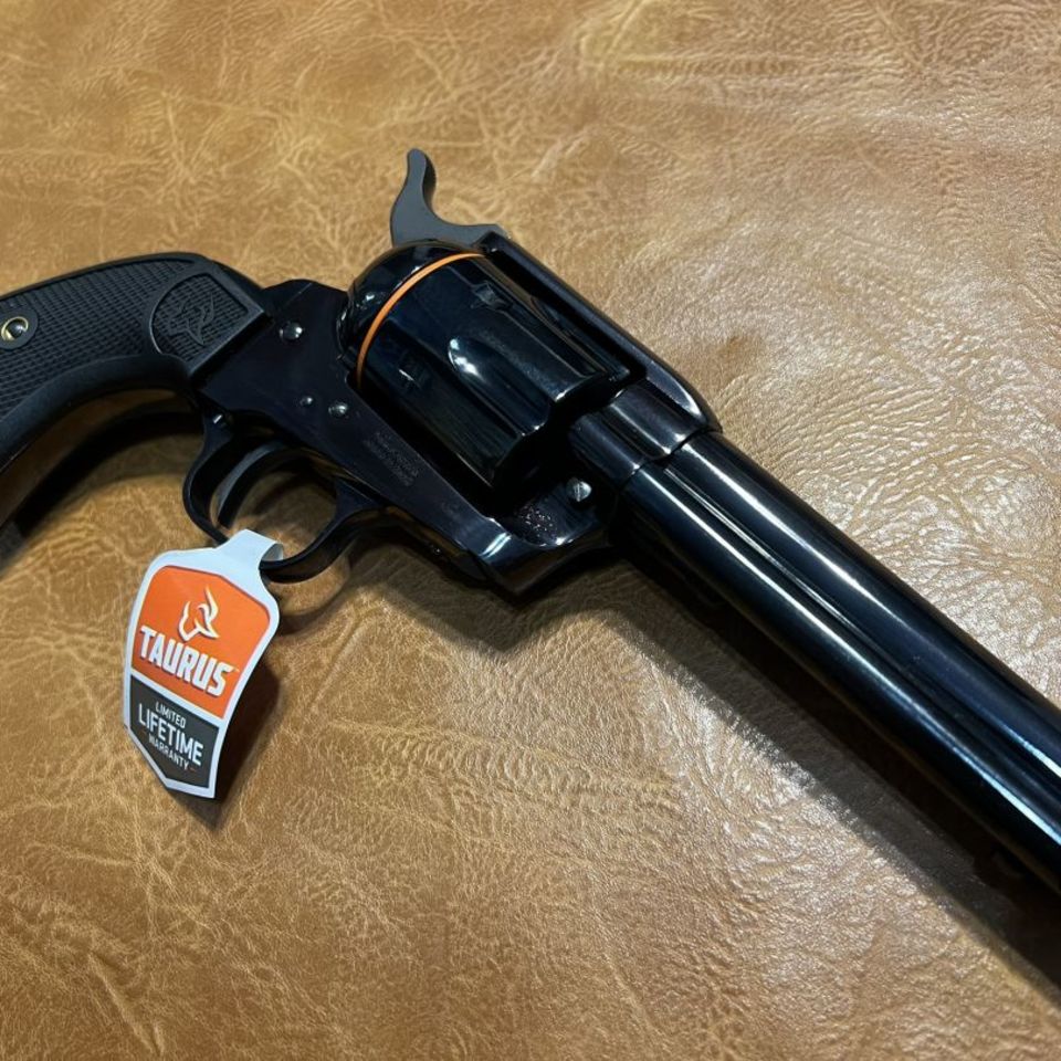 Image 1 - Taurus Deputy .357 SA 6 Gun