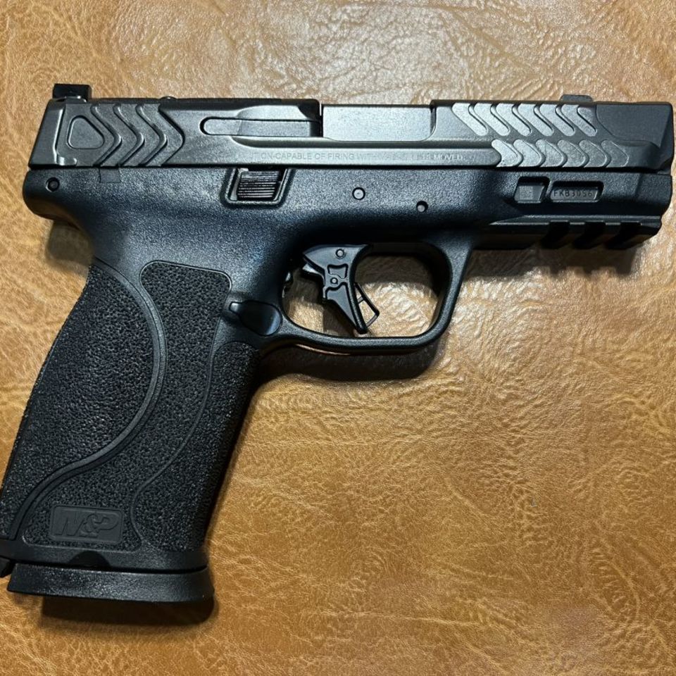 Image 3 - M&P 10mm PC Carry Comp NEW