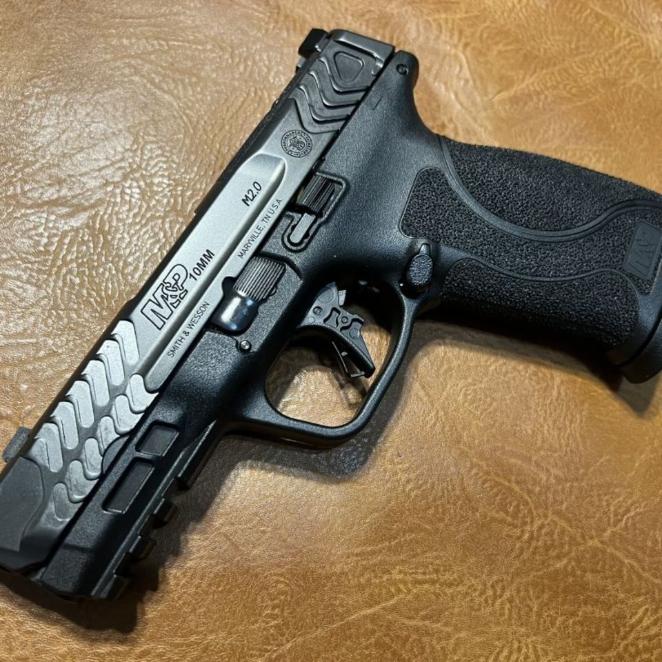 Image 4 - M&P 10mm PC Carry Comp NEW