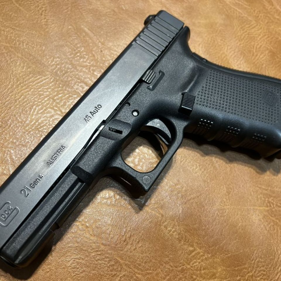 Image 2 - Glock 21 Gen 4 Box 1 Mag