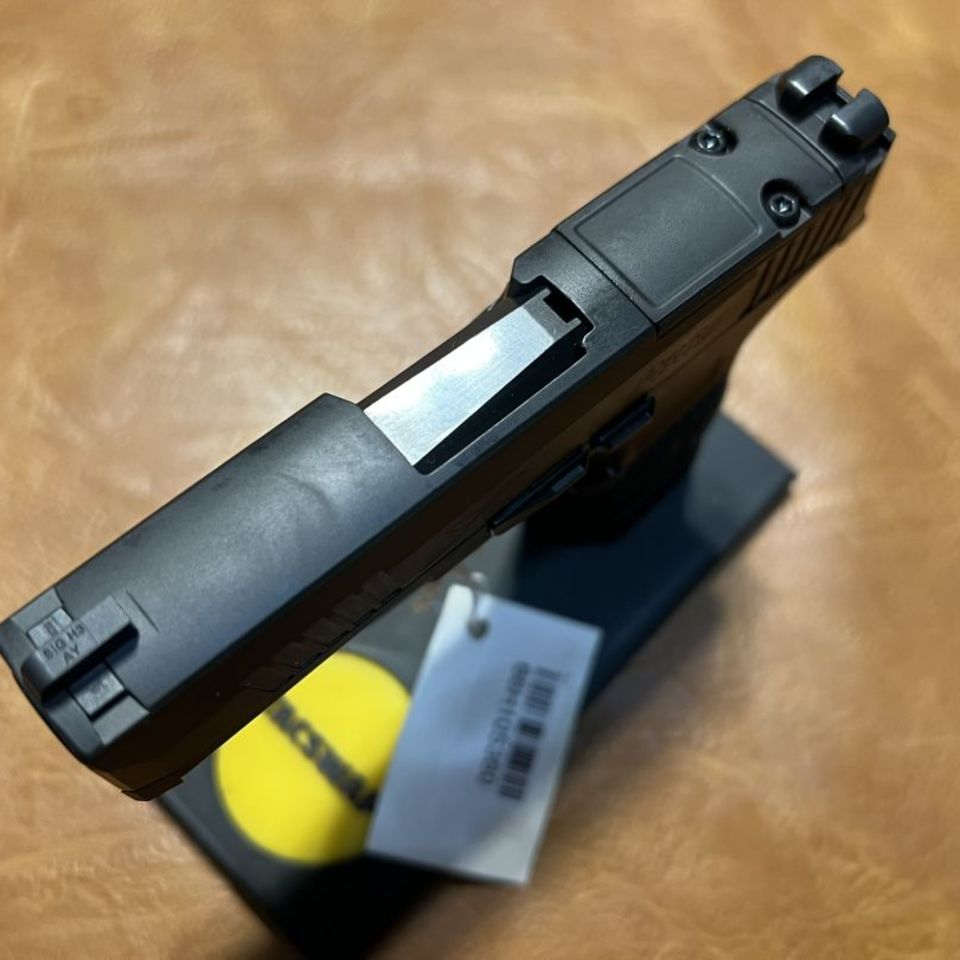 Image 4 - P365X 12+1 3 MAGS OR NS BNIB