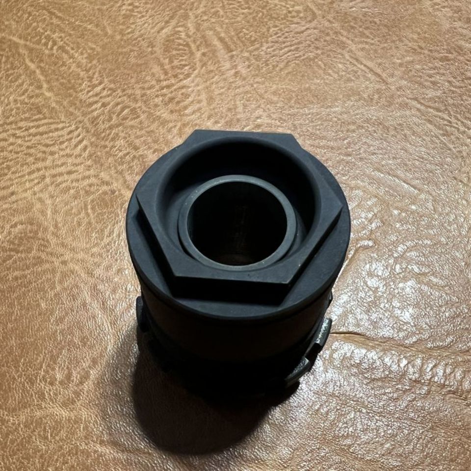 Image 3 - YHM Trilug HUB Mount