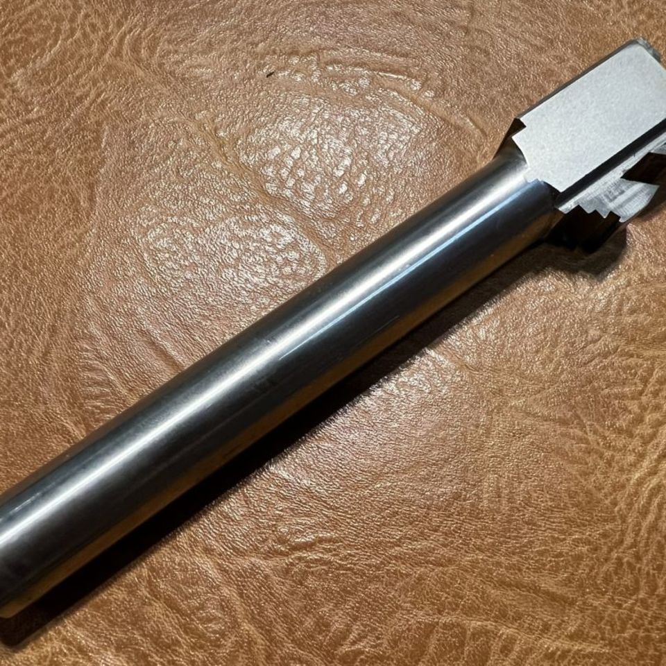 Image 2 - LWD Glock 35 .40 Match Barrel