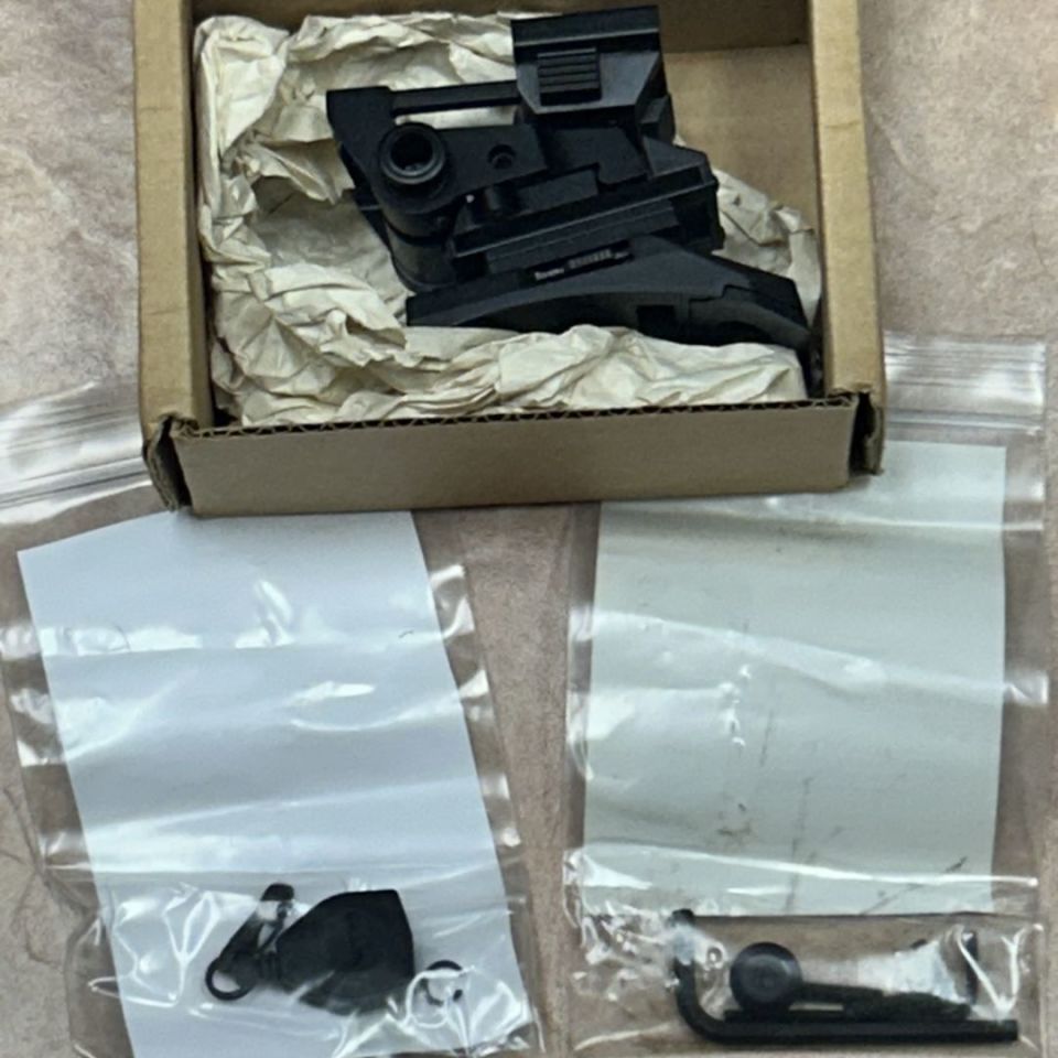 Image 3 - Wilcox G10 1-hole mount system